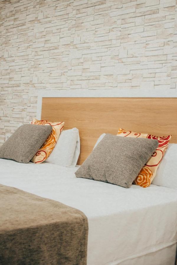 Apartamento Vivienda de Uso Turístico MARINA LUXURY Padrón Exterior foto