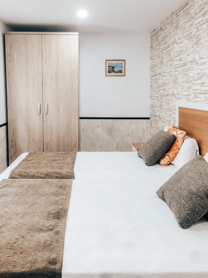 Apartamento Vivienda de Uso Turístico MARINA LUXURY Padrón Exterior foto